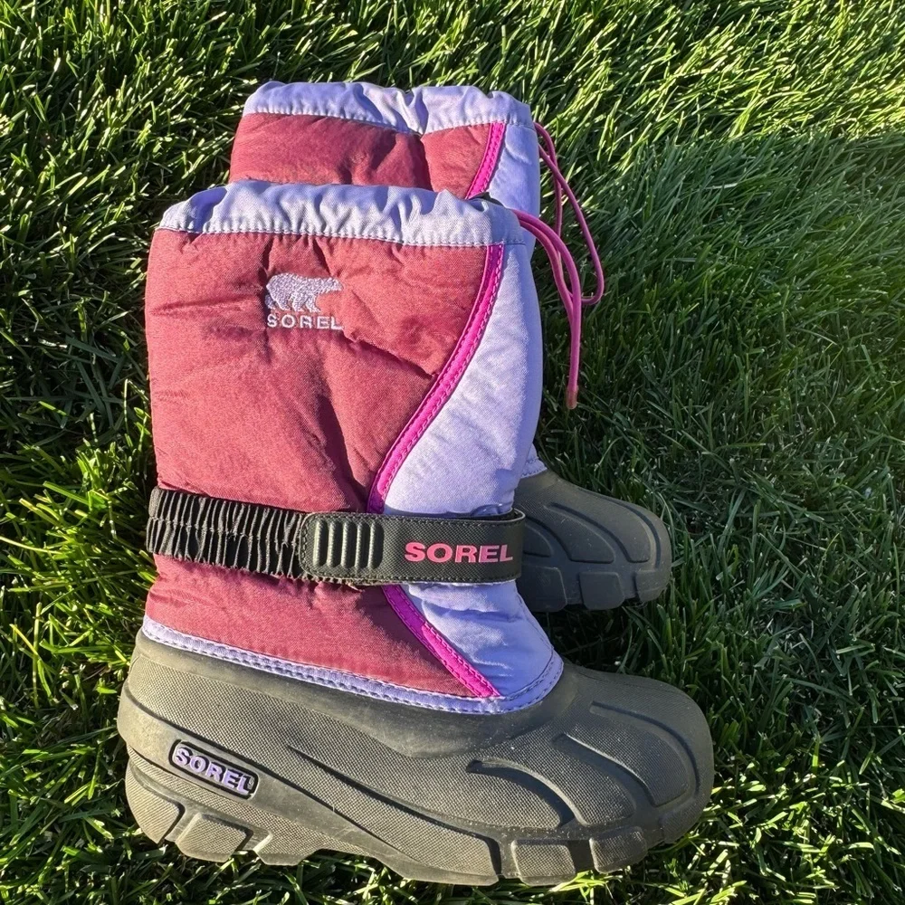 Sorel Youth size 4 girls Snow Commander Winter Boots